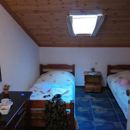 Aparthotel Kiwi Kastle Néa Fókaia Zewnętrze zdjęcie