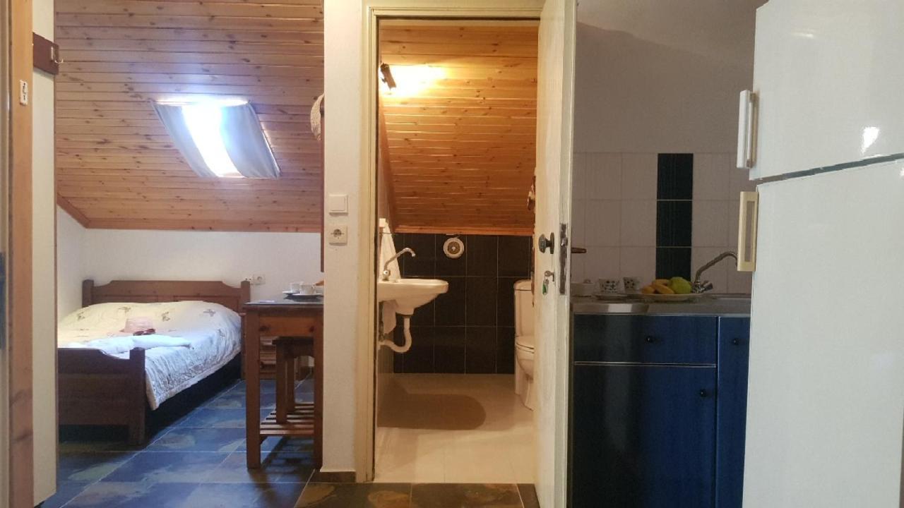 Aparthotel Kiwi Kastle Néa Fókaia Zewnętrze zdjęcie