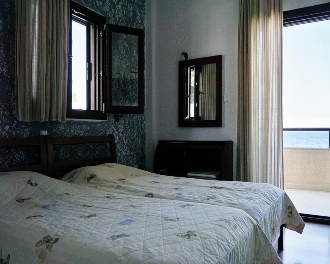 Aparthotel Kiwi Kastle Néa Fókaia Zewnętrze zdjęcie