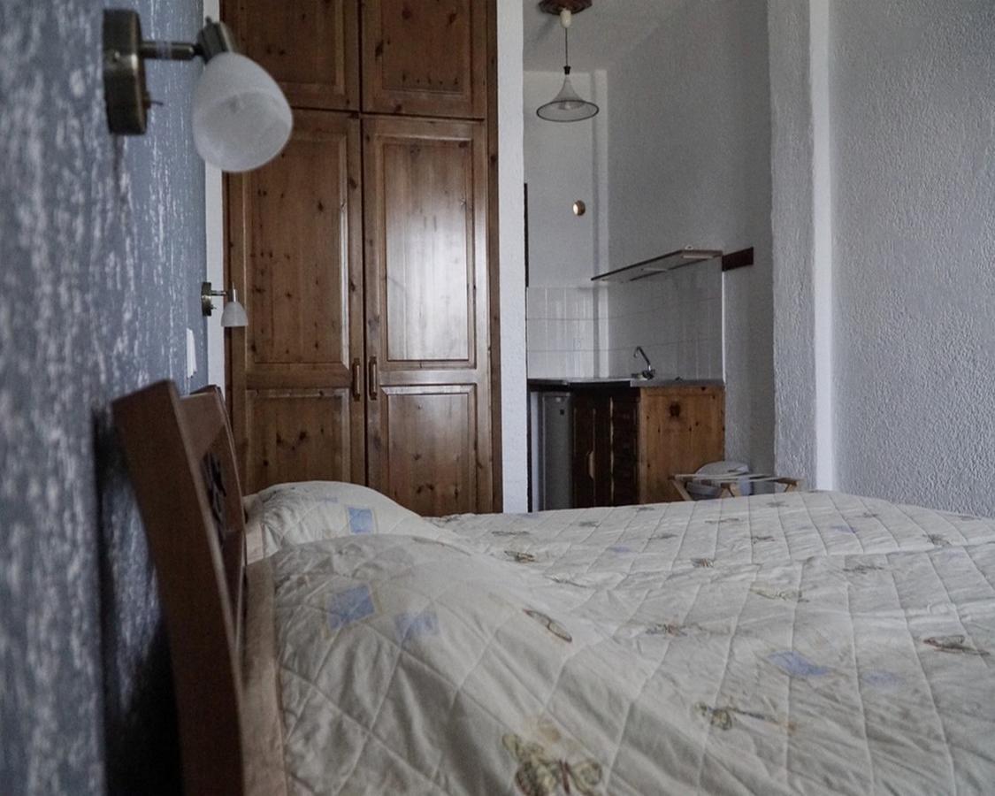 Aparthotel Kiwi Kastle Néa Fókaia Zewnętrze zdjęcie