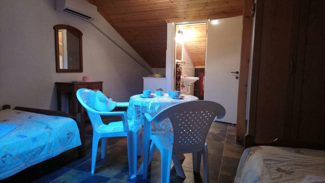 Aparthotel Kiwi Kastle Néa Fókaia Zewnętrze zdjęcie