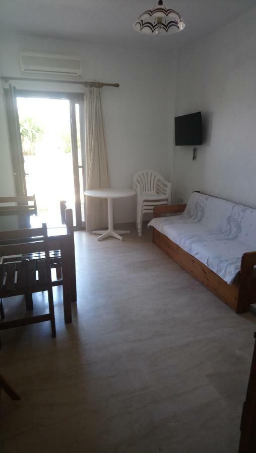 Aparthotel Kiwi Kastle Néa Fókaia Zewnętrze zdjęcie